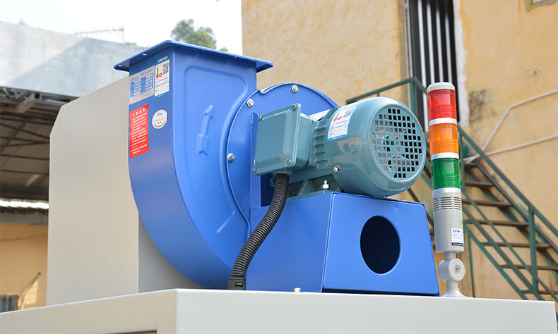 電腦小音箱外殼UV固化機.jpg 電腦小音箱外殼UV固化機.jpg